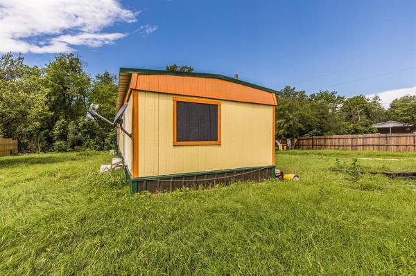 Whitney, TX 76692,190 Creek Drive