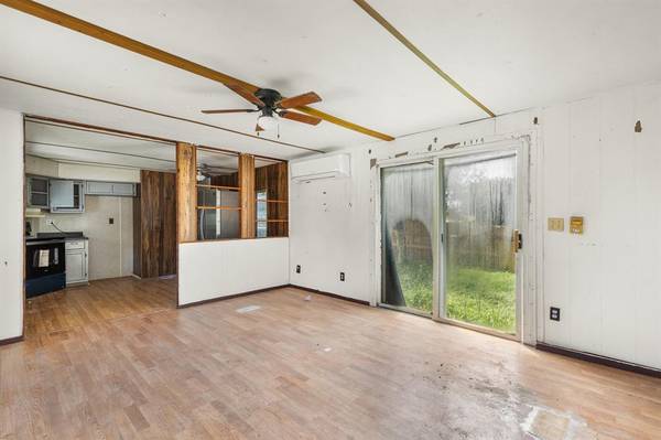 Whitney, TX 76692,190 Creek Drive