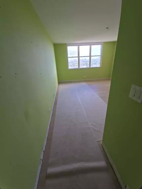 Miami, FL 33181,1800 NE 114th St #1002