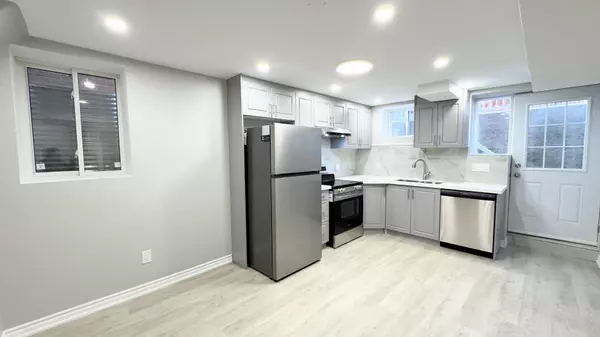 Milton, ON L9E 0B7,455 Clarkson Gate #Basement