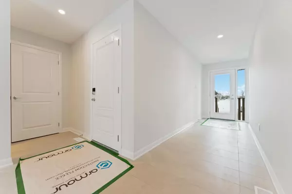 Kanata, ON K2W 0M5,718 Jennie Trout TER