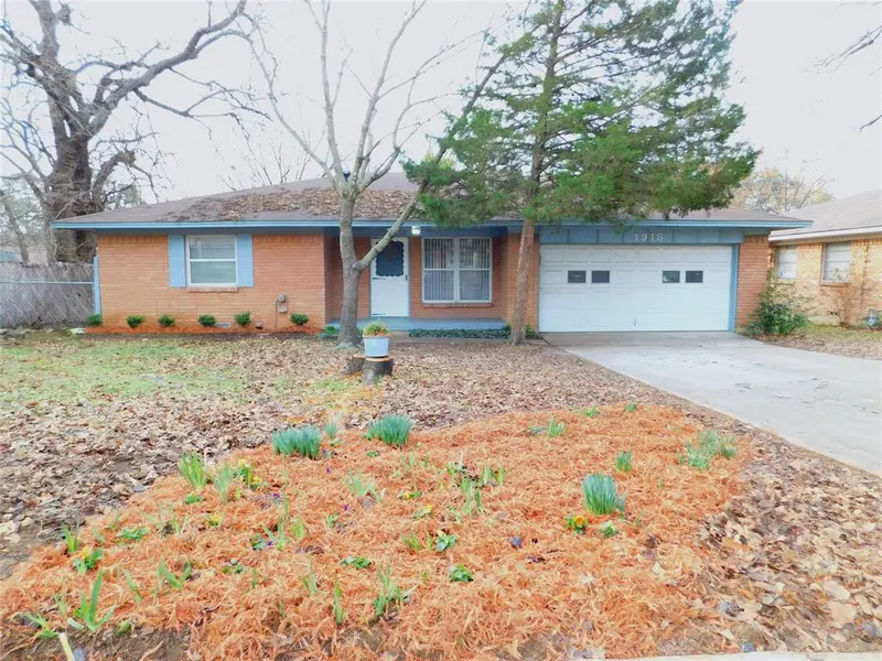 1918 Mohican Street, Denton, TX 76209