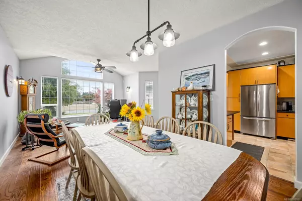 Courtenay, BC V9N 8R7,589 Monarch Dr