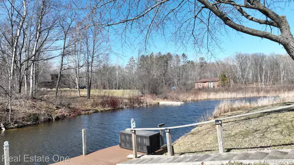 Barryton, MI 49305,17429 Summit CT