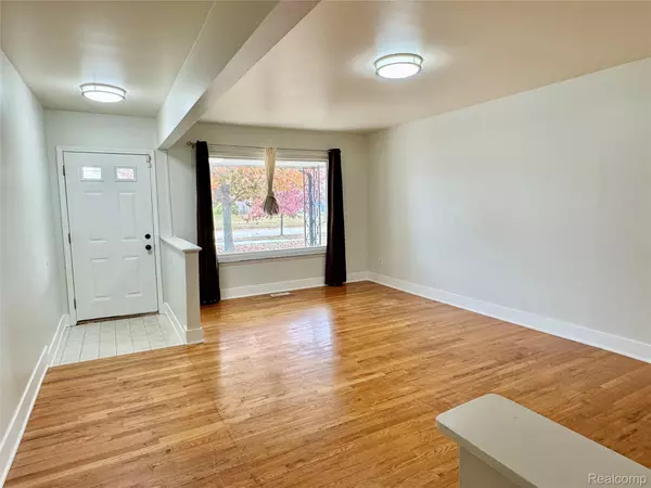 Troy, MI 48085,1101 Ashley DR