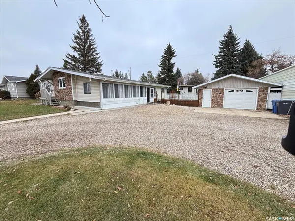 North Battleford, SK S9A 3N3,1232 111th STREET