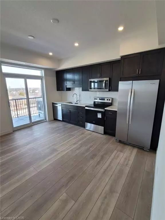 Cambridge, ON N1P 0B6,405 Myers RD #9