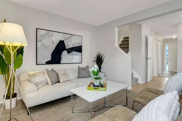 Blossom Park - Airport And Area, ON K1T 2A6,2603 PIMLICO CRES