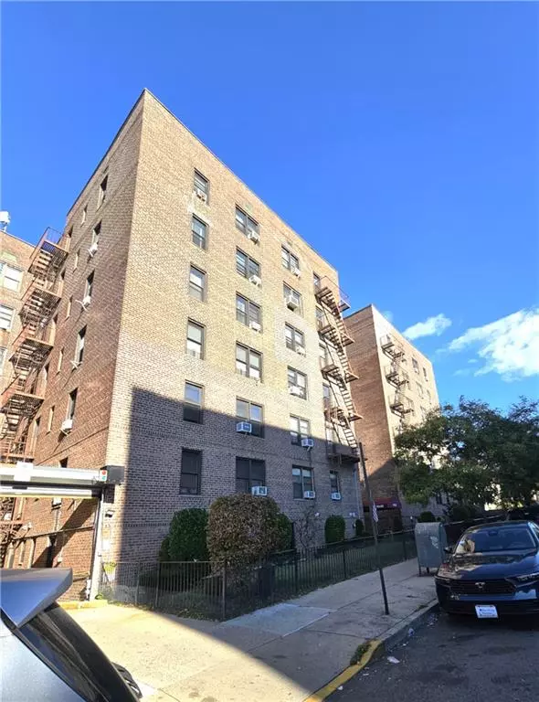 Brooklyn, NY 11209,9040 Fort Hamilton Pkwy #3K