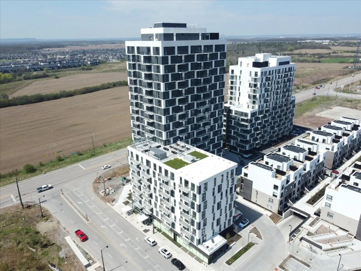 Oakville, ON L6H 7C2,335 Wheat Boom DR #411