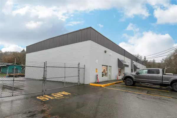 Campbell River, BC V9W 3M7,1580 Willow St #J, K, L, M