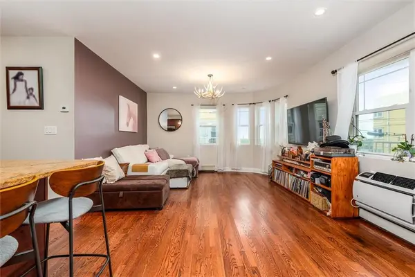 Rockaway Park, NY 11694,160 Beach 101st ST #16B