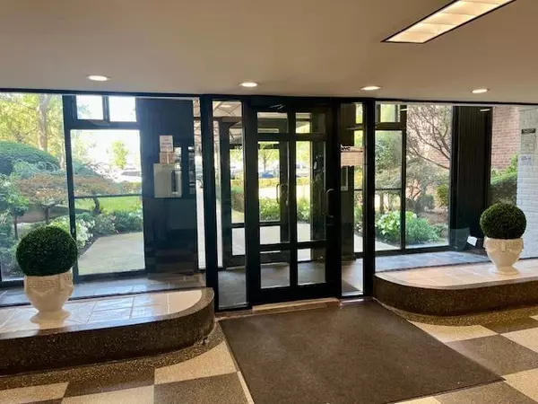 Brooklyn, NY 11230,1119 Ocean Pkwy #1N