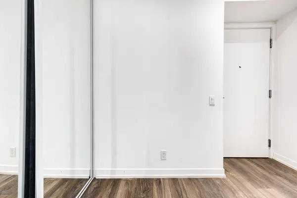 Vaughan, ON L4K 0J7,950 Portage Pkwy #303