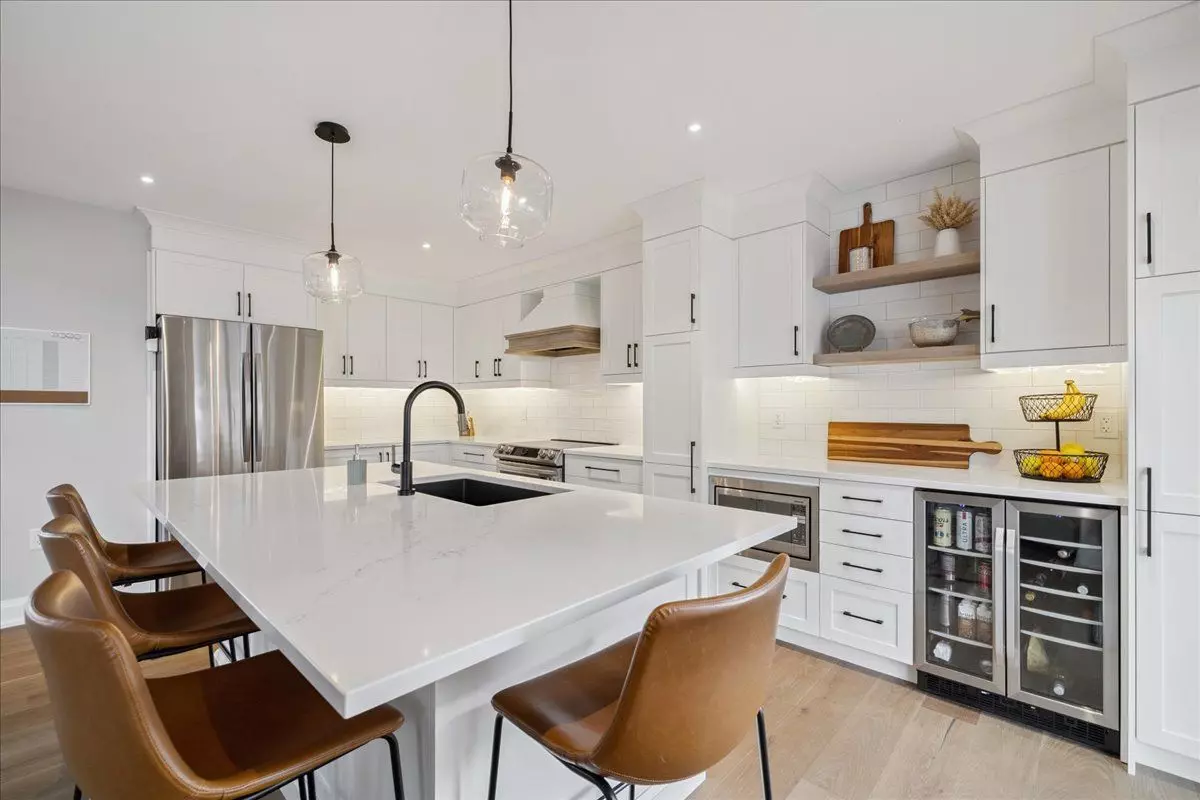 Hamilton, ON L0R 1P0,112 Fletcher RD