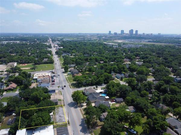 1408 N Sylvania Avenue, Fort Worth, TX 76111