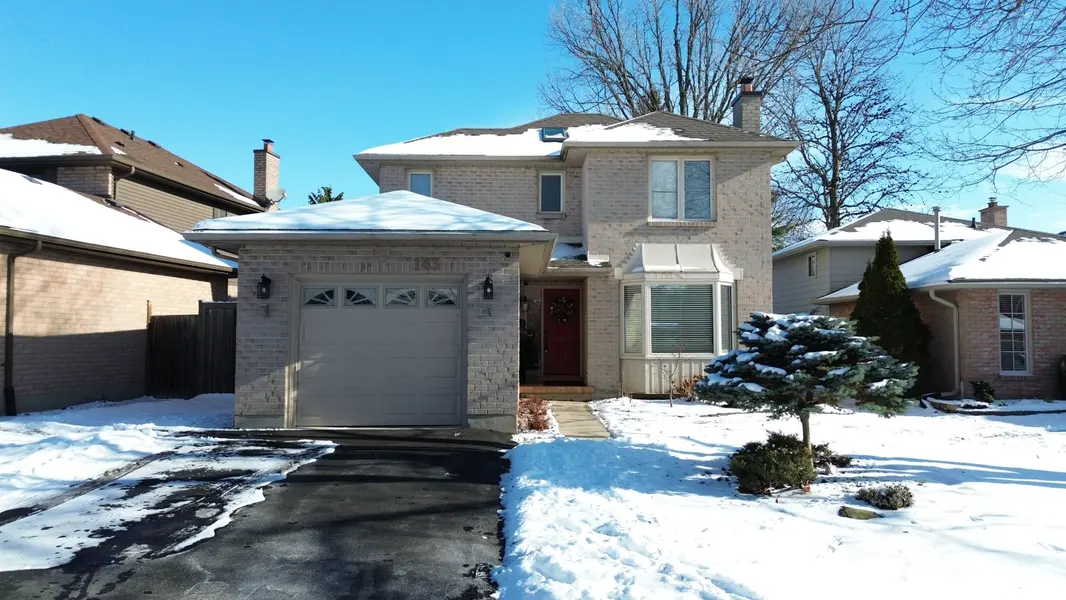 143 Golfview RD, London South, ON N6C 5V4