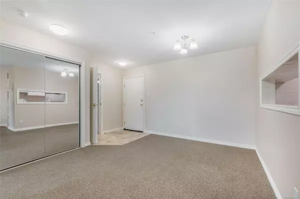 Nanaimo, BC V9T 6L1,4971 Songbird Pl #111