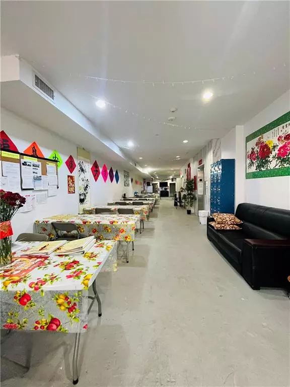 Brooklyn, NY 11232,832 40th ST #C2