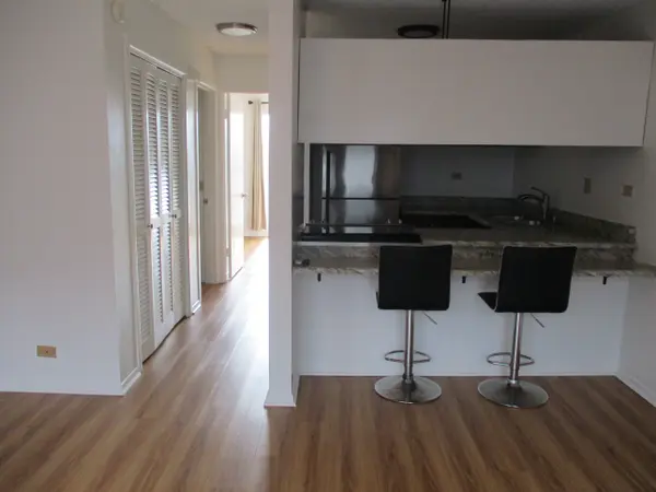 Hilo, HI 96720,33 HUALALAI  ST #209