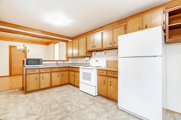 Orillia, ON L3V 3E5,175 Mary ST