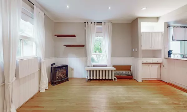 Barrie, ON L4M 1M3,149 Worsley ST