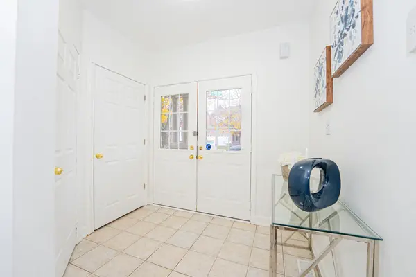 Brampton, ON L6P 2J5,3 Gander CRES