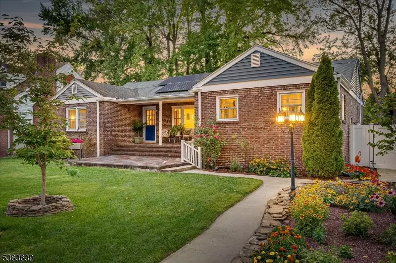 33 Ethel Pl, Metuchen Boro, NJ 08840