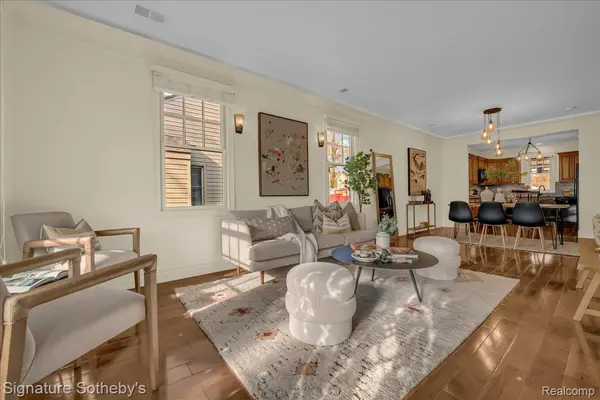 Royal Oak, MI 48067,621 DEWEY ST