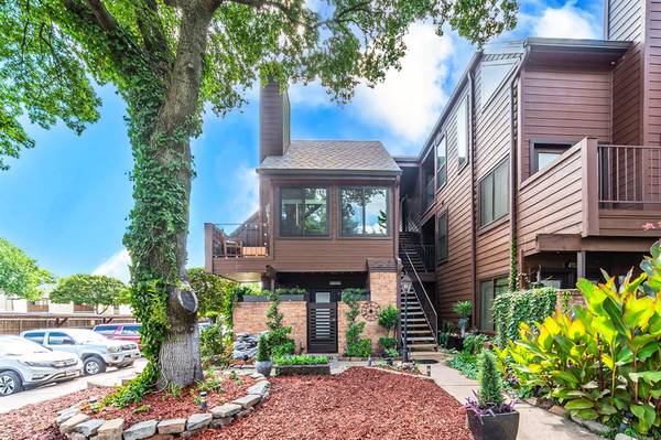 Arlington, TX 76006,1704 Baird Farm Circle #4104