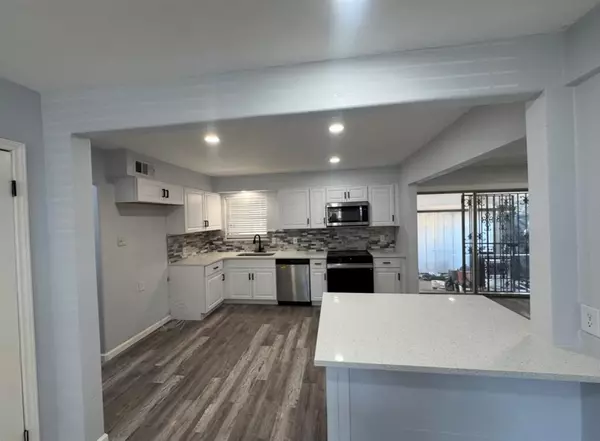 Dallas, TX 75216,4521 Malden Lane