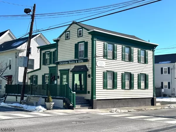 2 E Main St, Clinton Town, NJ 08809