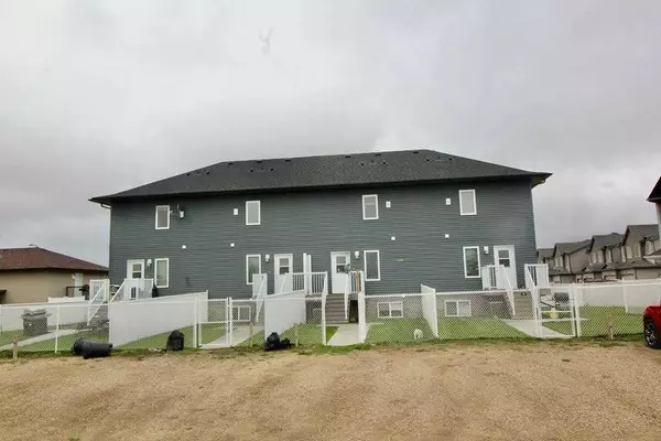 Wainwright, AB T9W 0A9,1117 30 ST
