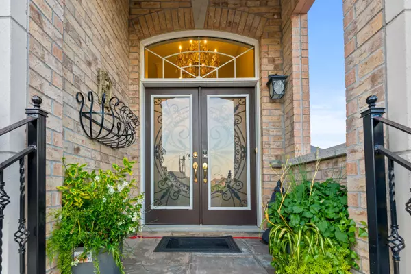 Brampton, ON L6R 0W1,22 Cedarsprings WAY