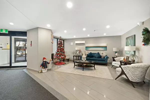 Burlington, ON L7N 3M2,700 Dynes RD #901