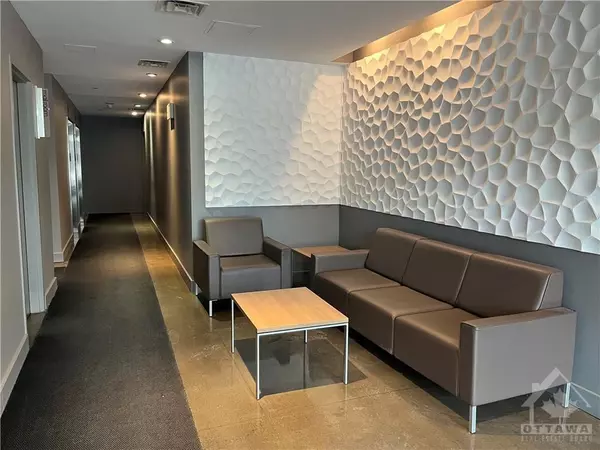 Lower Town - Sandy Hill, ON K1N 1J6,180 YORK ST #710