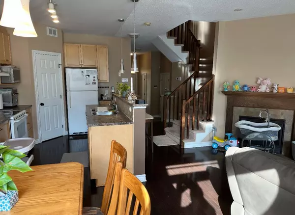 Barrhaven, ON K2G 7C9,94 SELHURST AVE