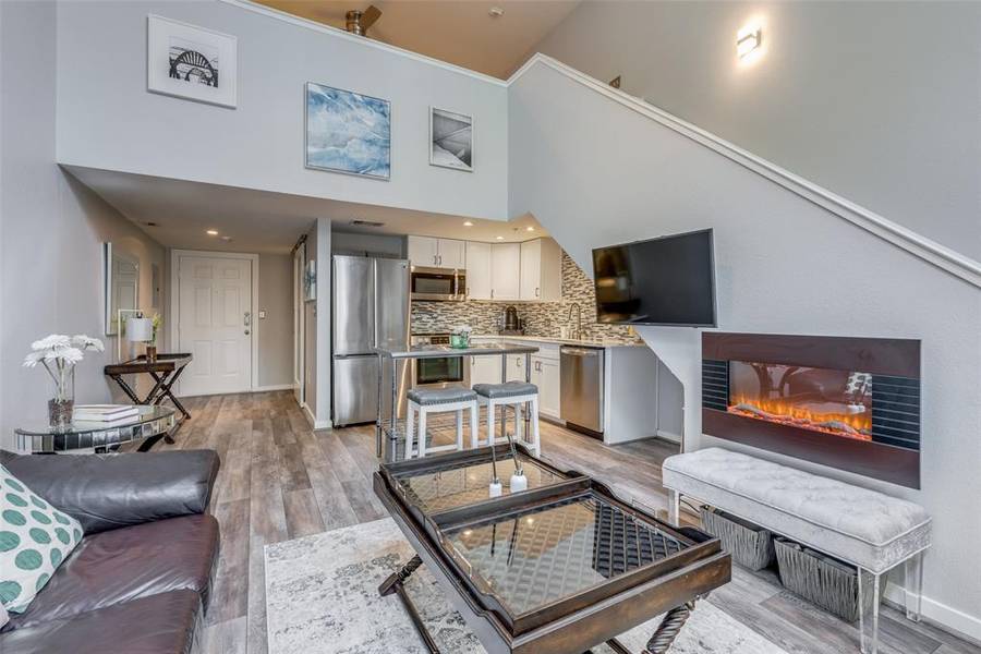 5111 Manett Street #208, Dallas, TX 75206