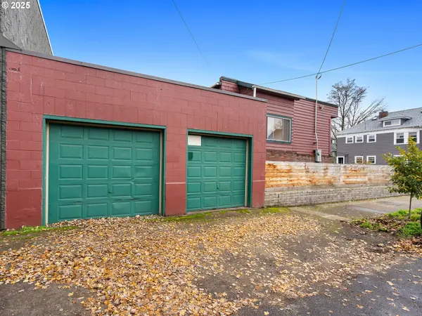 Portland, OR 97214,1305 SE BELMONT ST