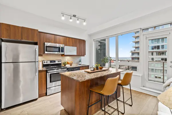 Toronto C01, ON M6K 3P9,55 East Liberty ST #1910