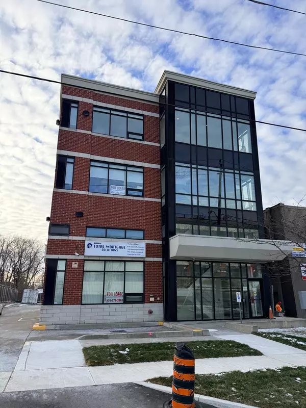 Toronto W05, ON M9M 2M3,12 Rivalda RD #300