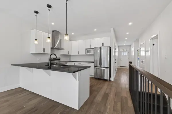 Norwich, ON N0J 1P0,7 South Court ST W