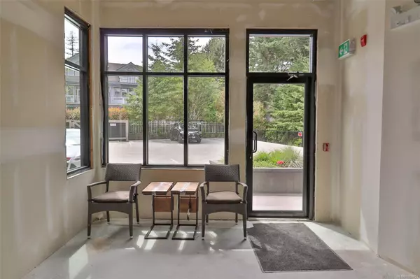 Nanaimo, BC V9T 2H3,4474 Wellington Rd #103