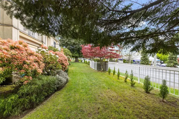 Nanaimo, BC V9V 1S8,6319 Redonda Pl