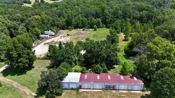 Poynor, TX 75782,15585 US Hwy 175 E