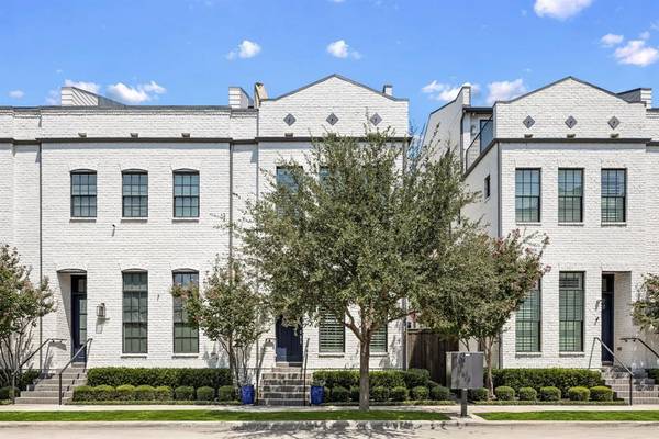 2800 Wingate Street,  Fort Worth,  TX 76107