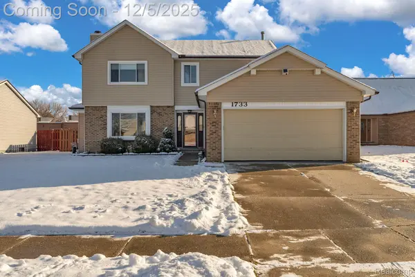 Canton, MI 48188,1733 Fern CT