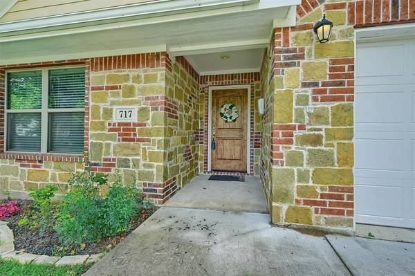 Sherman, TX 75090,717 S Elm Street