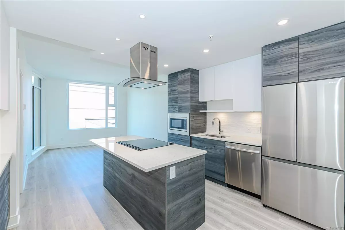 Victoria, BC V8W 0H1,1628 Store St #715