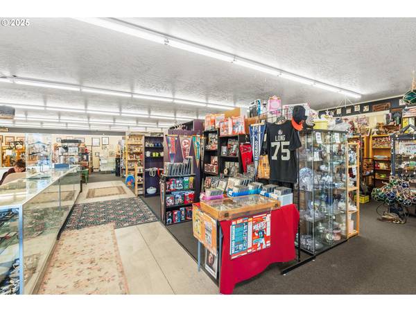 Brookings, OR 97415,16218 W HOFFELDT LN